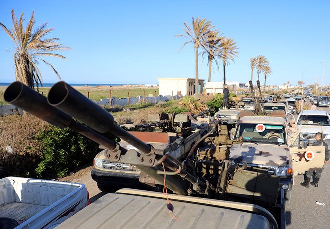 Lực lượng ủng hộ GNA kéo quân về tiếp viện Tripoli /// Ảnh: Reuters