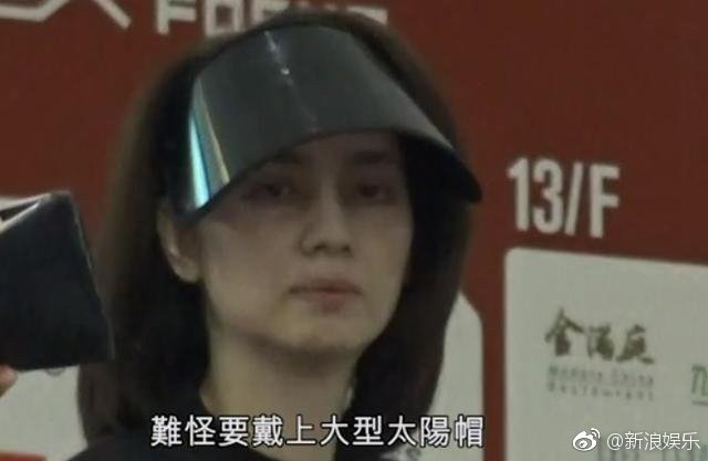 fan-xot-xa-khi-hong-han-gay-roc-tieu-tuy-giua-tin-don-chong-tre-truong-dan-phong-ngoai-tinh-voi-nu-tro-ly