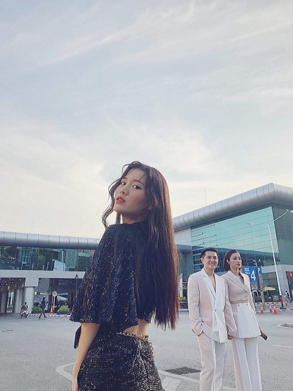 sao-viet-hom-nay-soobin-hoang-son-xuat-hien-khac-la-giua-nghi-ngo-phau-thuat-tham-my