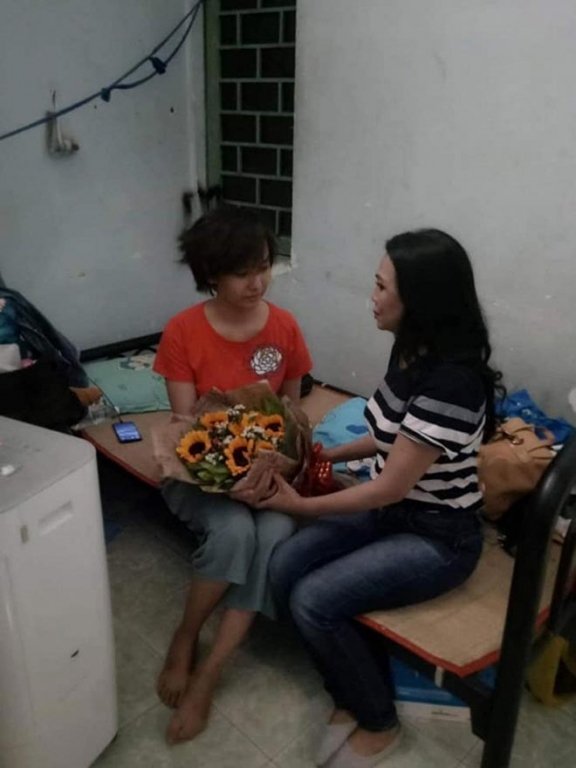 Diễn viên Thúy Anh bị xuất huyết, liệt nửa người có thể phải phẫu thuật não