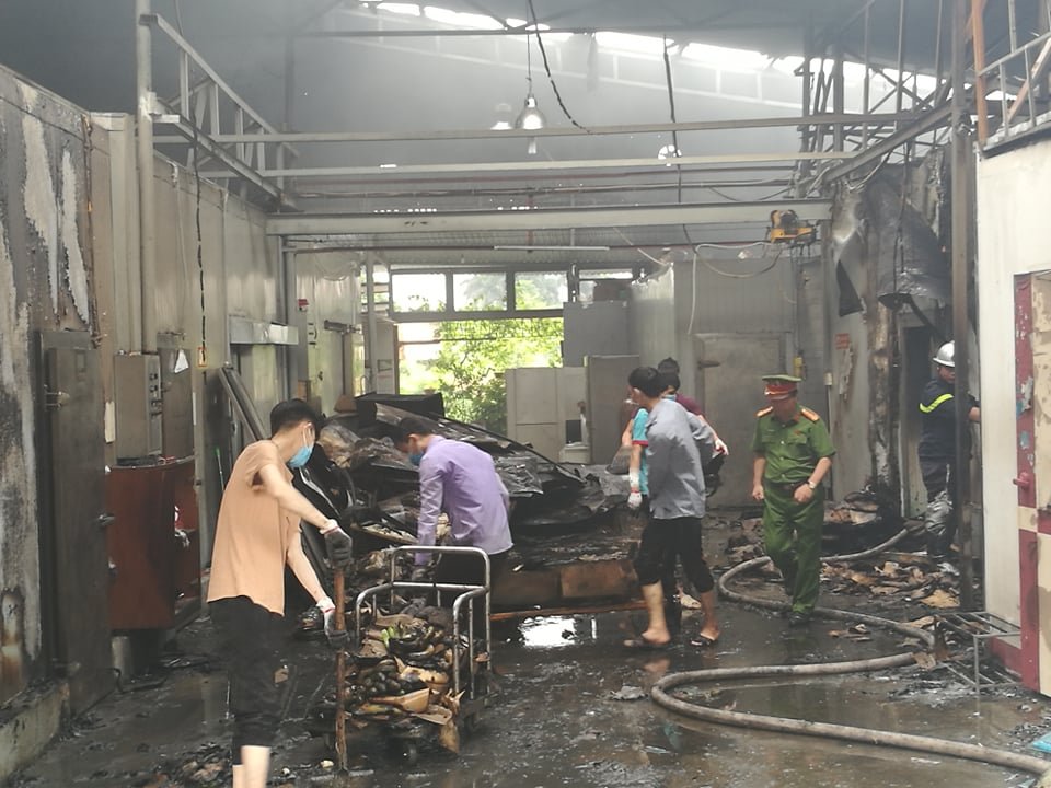 chay-lon-o-ha-noi-8-nguoi-chet-va-mat-tich