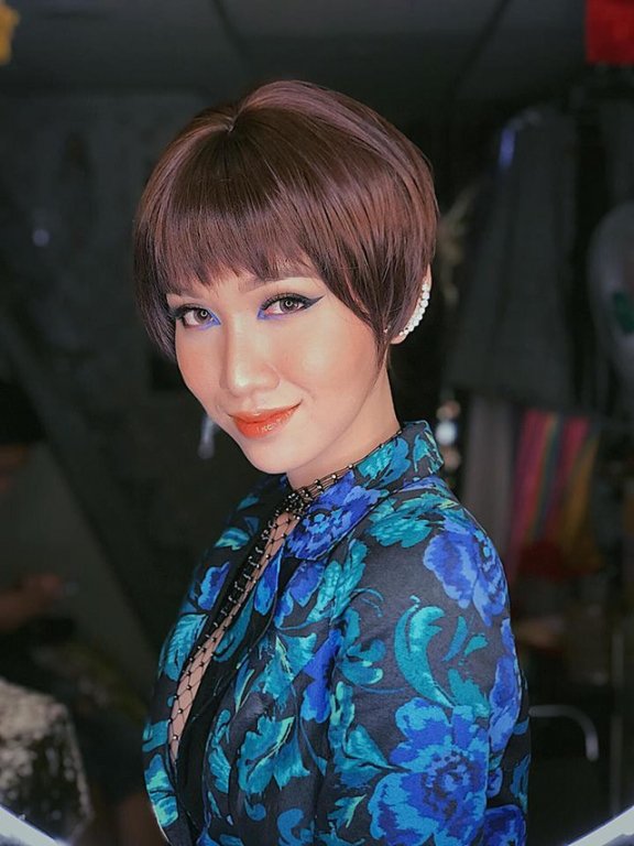 sao-viet-hom-nay-lo-bang-chung-hen-ho-cua-chi-dan-lan-ngoc