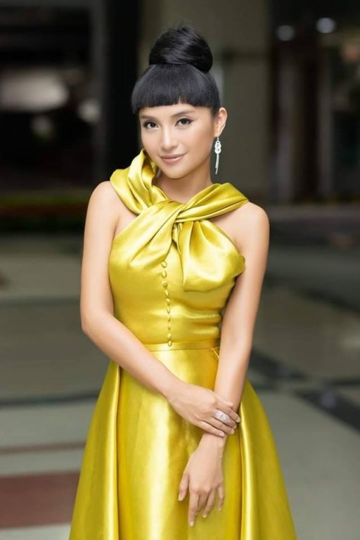 sao-viet-hom-nay-lo-bang-chung-hen-ho-cua-chi-dan-lan-ngoc