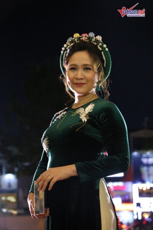 Dàn sao Việt khoe sắc trên thảm đỏ Cánh diều 2018