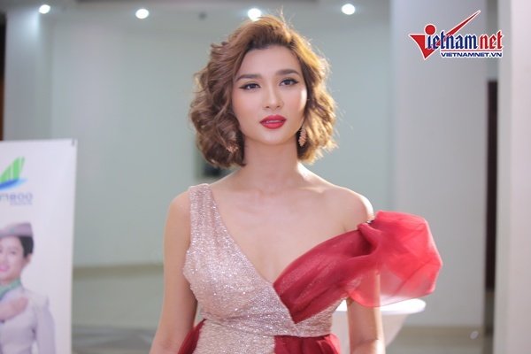 Dàn sao Việt khoe sắc trên thảm đỏ Cánh diều 2018