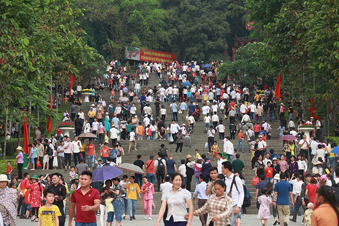hang-van-nguoi-do-ve-den-hung-truoc-ngay-gio-to