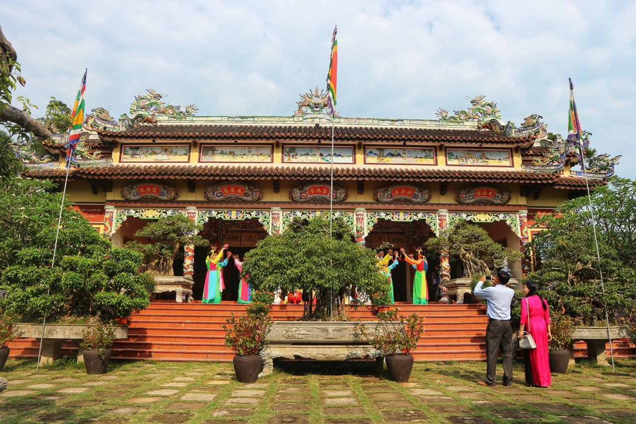 chiem-nguong-noi-dau-tien-tai-co-do-hue-tho-quoc-to-hung-vuong
