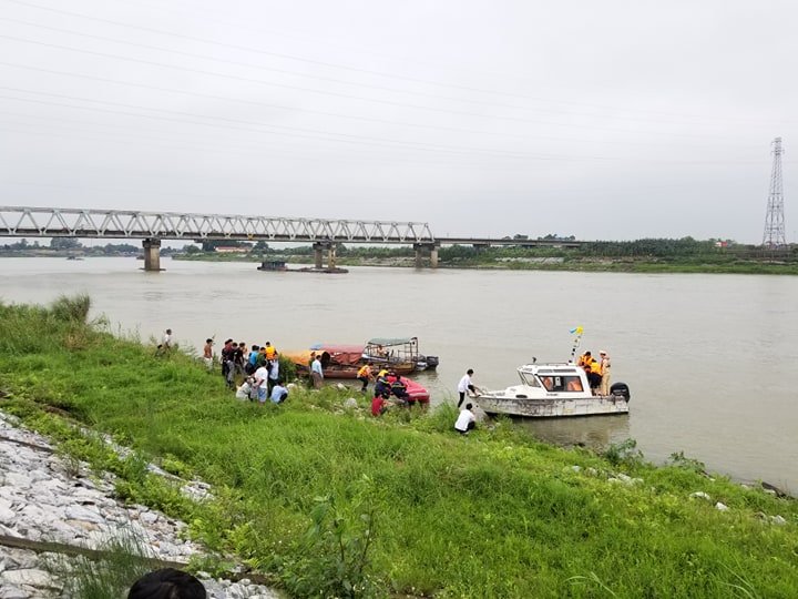 bac-ninh-dang-tim-kiem-nu-sinh-lop-nghi-12-nhay-cau-tu-van