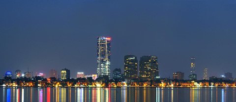 Hồ Tây thơ mộng trong lòng Hà Nội