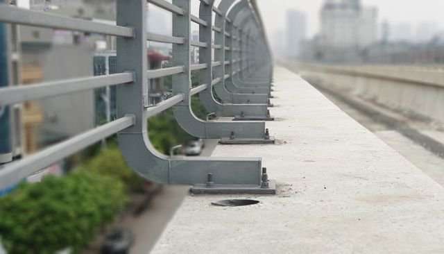 Hình ảnh tuyến đường sắt mỗi năm làm được 1 kilomet Nhổn - Ga Hà Nội