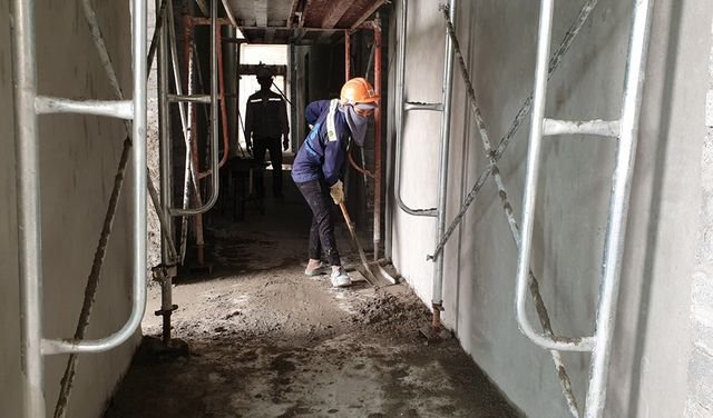 Hình ảnh tuyến đường sắt mỗi năm làm được 1 kilomet Nhổn - Ga Hà Nội