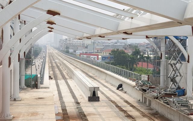 Hình ảnh tuyến đường sắt mỗi năm làm được 1 kilomet Nhổn - Ga Hà Nội