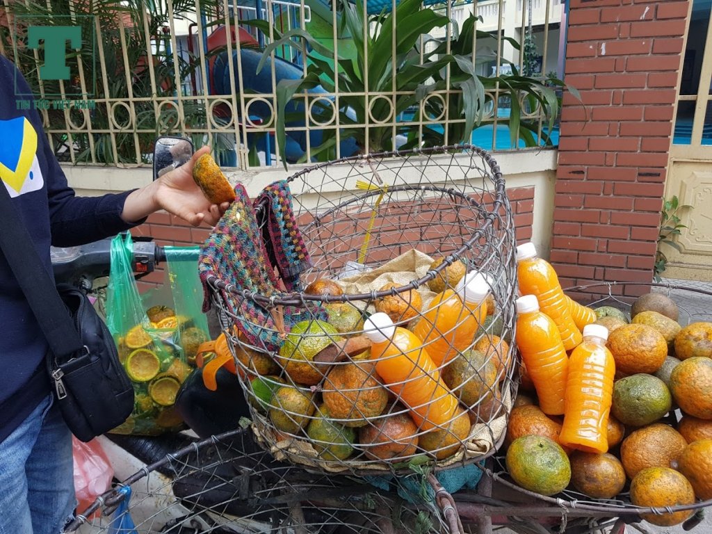 Không mất tiền thuê địa điểm, đầu tư ít chi phí, nhờ vậy việc ứng dụng và chuyển đổi hình thức kinh doanh 