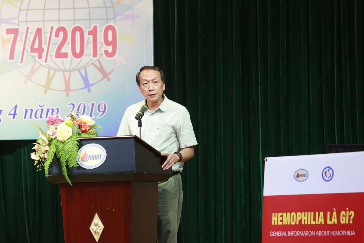 TS Bạch Quốc Khánh, Viện trưởng Viện Huyết học - Truyền máu Trung ương, Chủ tịch Hội Rối loạn đông máu Việt Nam.