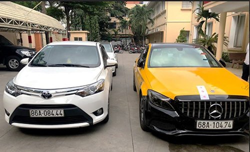 Tang vật cảnh sát thu của băng này. Ảnh: Công an cung cấp.