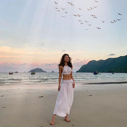 Phương Trinh Jolie mê mẩn vẻ đẹp ở Côn Đảo: