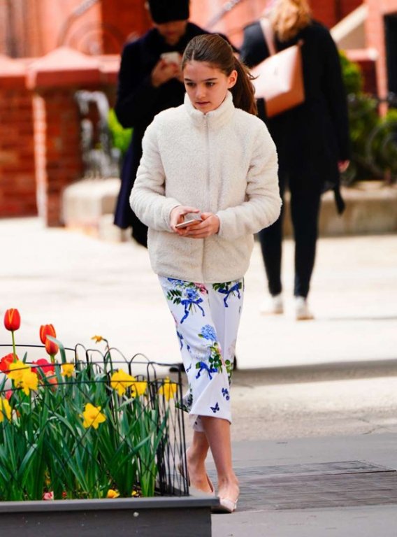 suri-cruise-xinh-xan-o-tuoi-13
