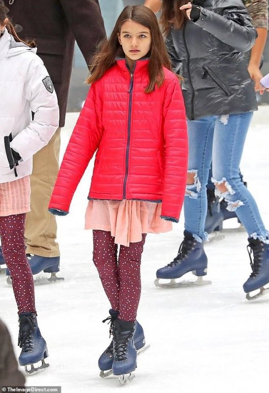 suri-cruise-xinh-xan-o-tuoi-13