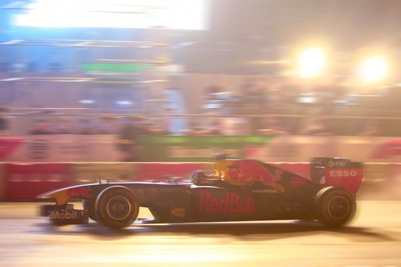 David Coulthard - tay đua từng 13 lần chiến thắng và 62 lần đứng trên bục nhận giải (podium finish) - sẽ lái thử chiếc RB7 của đội Red Bull. 