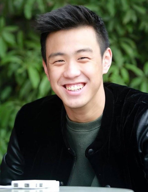 Không thể nhận ra đây chính là Du học sinh Mỹ - chàng vlogger đình đám MXH một thời
