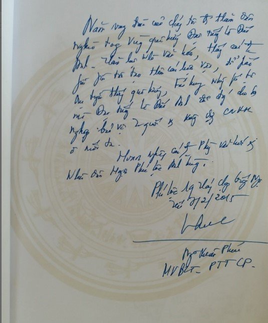 xem-but-tich-cua-lanh-dao-dang-nha-nuoc-khi-den-tham-que-nguyen-chu-tich-nuoc-dai-tuong-le-duc-anh