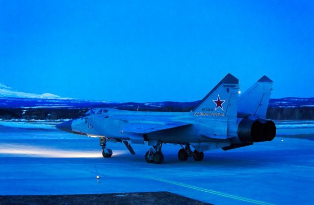 Tiết lộ chấn động: Siêu tiêm kích Nga phóng tên lửa bắn nhau, 1 MiG-31 rơi cùng 2 phi công