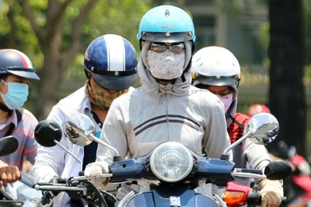 Thời tiết nắng nóng cũng kéo theo việc hóa đơn tiền điện tăng mạnh do nhu cầu sử dụng điện tăng cao