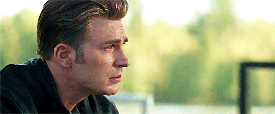 Nhiều khán giả không dám đi vệ sinh khi xem 'Avengers: Endgame'