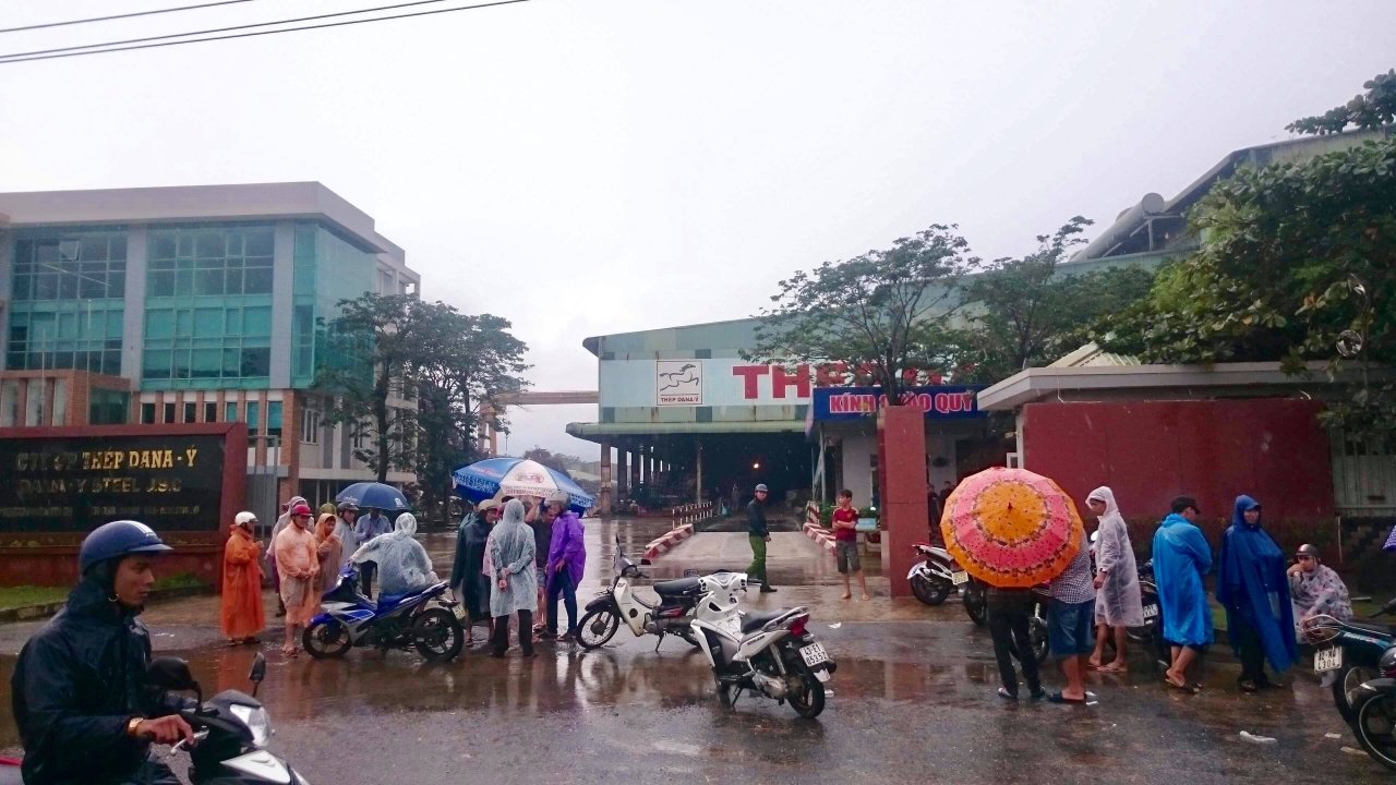sai-pham-nhieu-van-de-2-nha-may-thep-o-da-nang-chay-y-khong-chiu-nop-phat