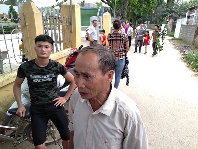 Ông Nguyễn Văn Thất, ông ngoại của cháu Tr.