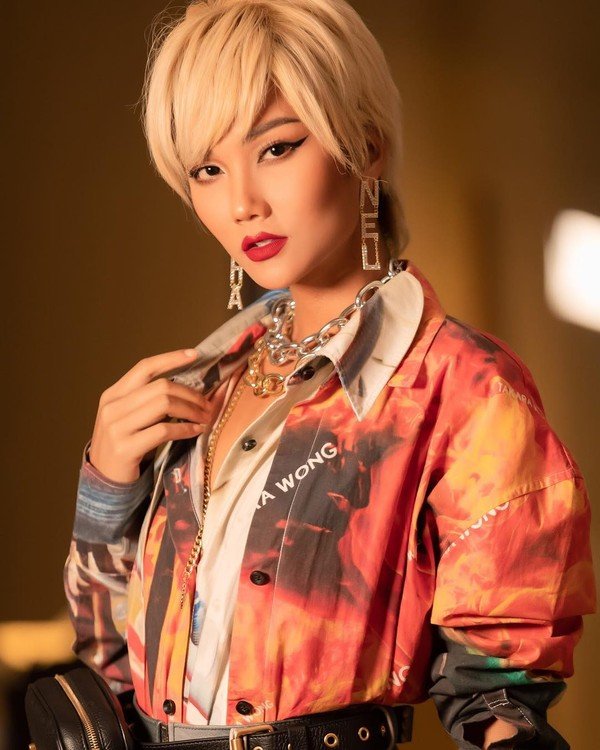 Tham gia một sự kiện mới đây, H'Hen Niê khiến nhiều người phải trầm trồ khi quyết định