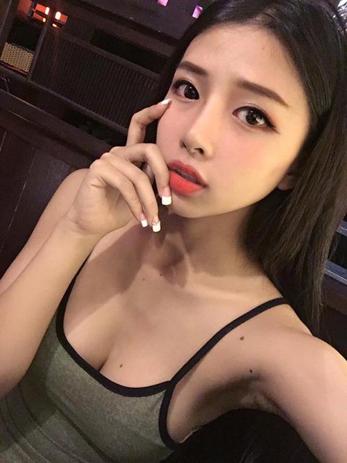 Được biết Khánh Vy đang được một số đạo diễn nhắm vào các vai nữ cho một số dự án phim mới.