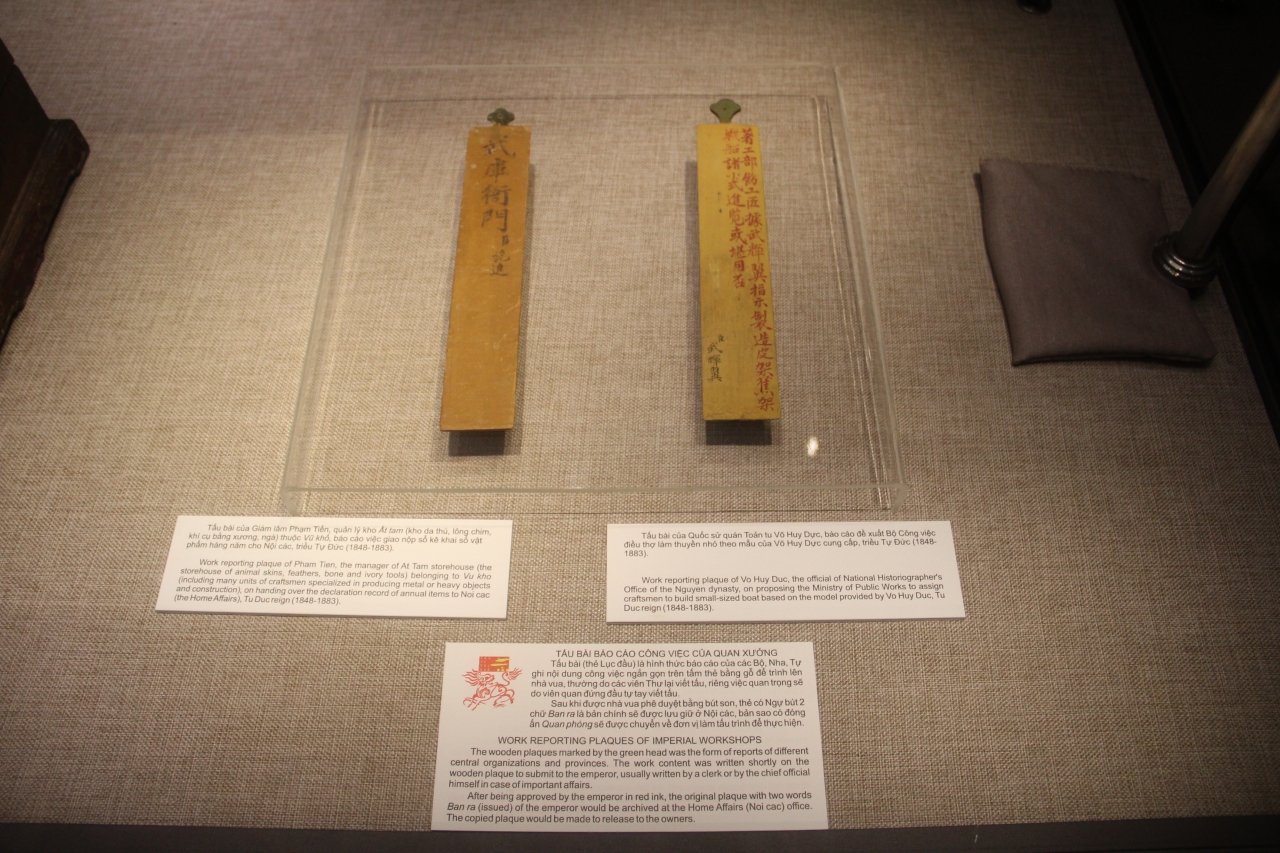 chiem-nguong-vat-dung-sinh-hoat-trong-hoang-gia-trieu-nguyen