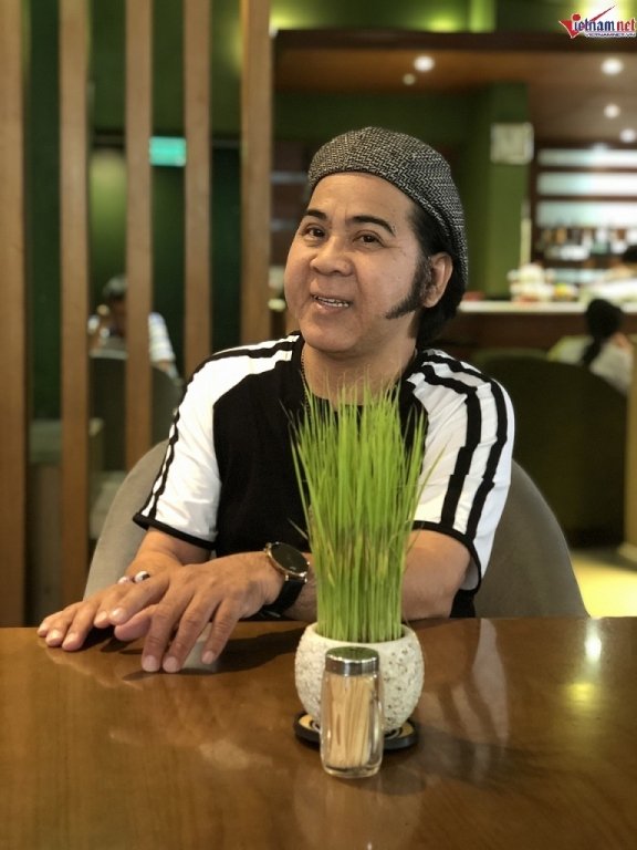 nghe-si-bach-long-60-tuoi-khong-nha-cua-vo-con-mong-duoc-chet-som