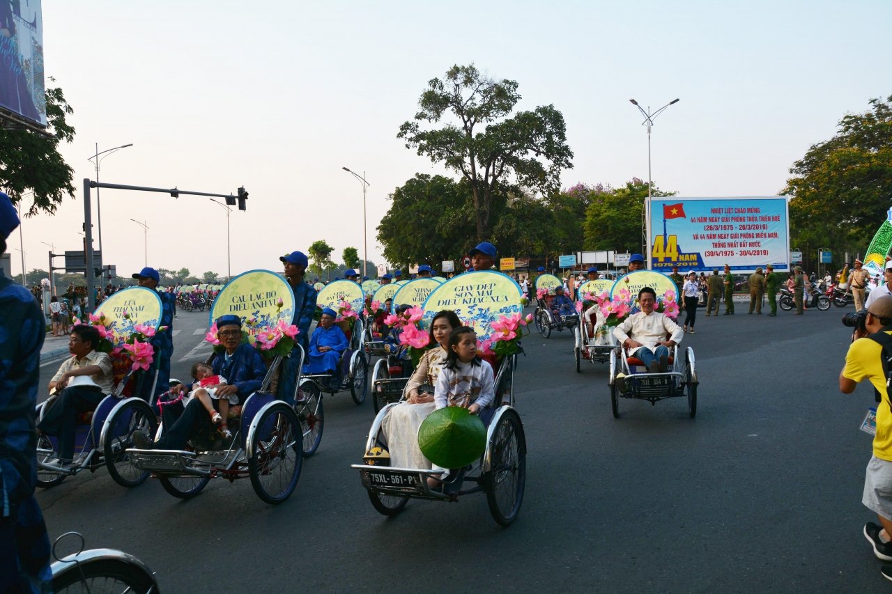 le-ghi-nho-cong-on-nhung-nguoi-khai-sinh-ra-cac-lang-nghe-truyen-thong-viet-nam