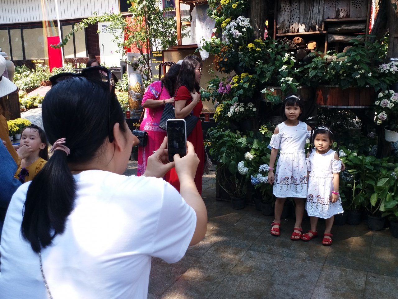 le-hoi-hoa-lan-dau-xuat-hien-festival-nghe-truyen-thong-hue