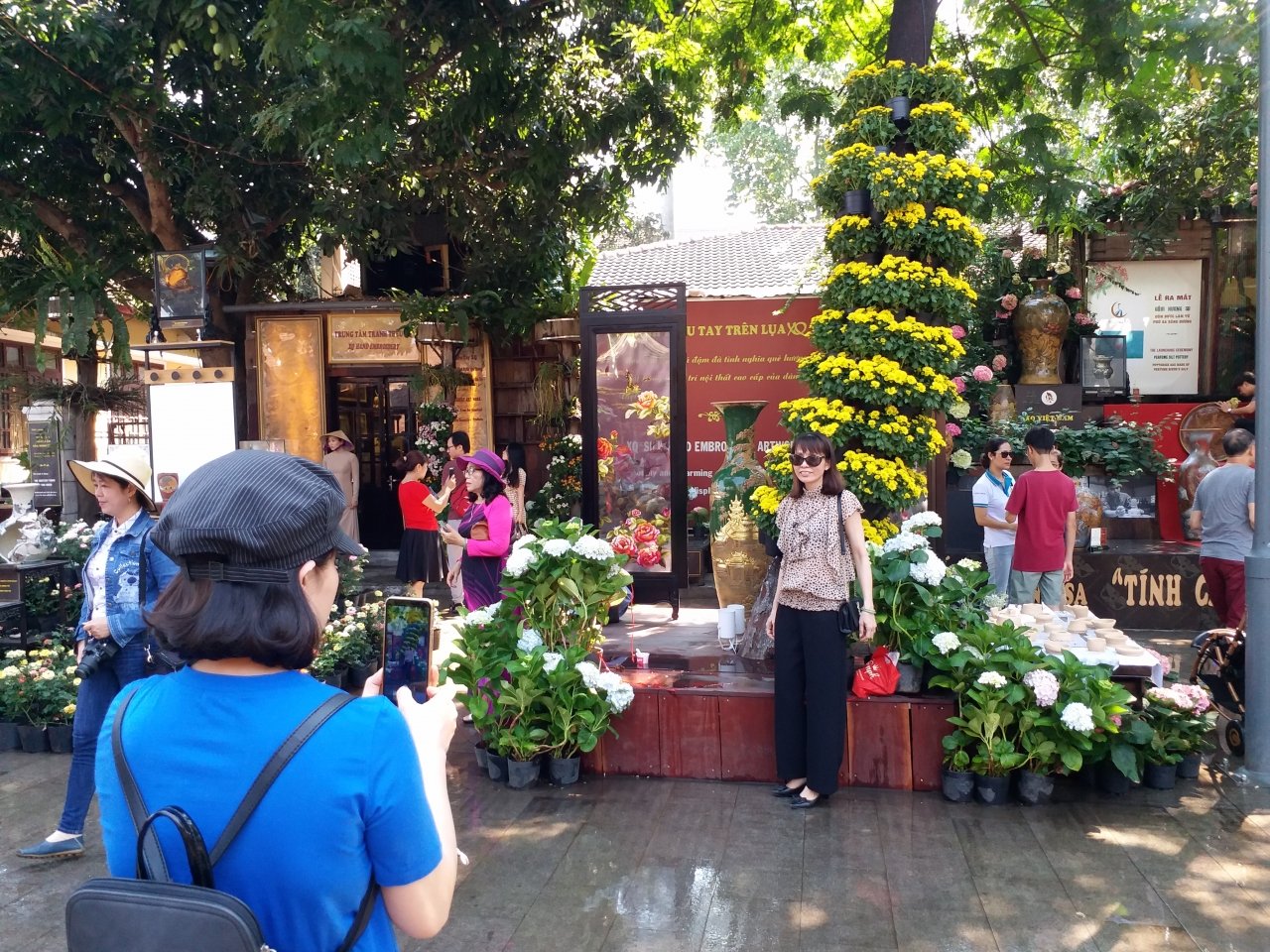 le-hoi-hoa-lan-dau-xuat-hien-festival-nghe-truyen-thong-hue