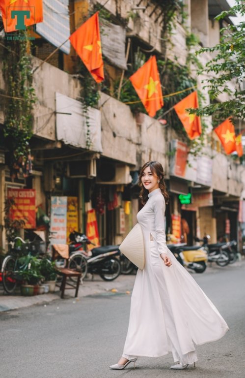 Cô gái 9X sống tại Hà Nội nên đối với Thanh Quỳnh, mỗi góc phố Hà Nội đều như một mảnh ghép dẫn đến những ký ức lịch sử không thể quên.