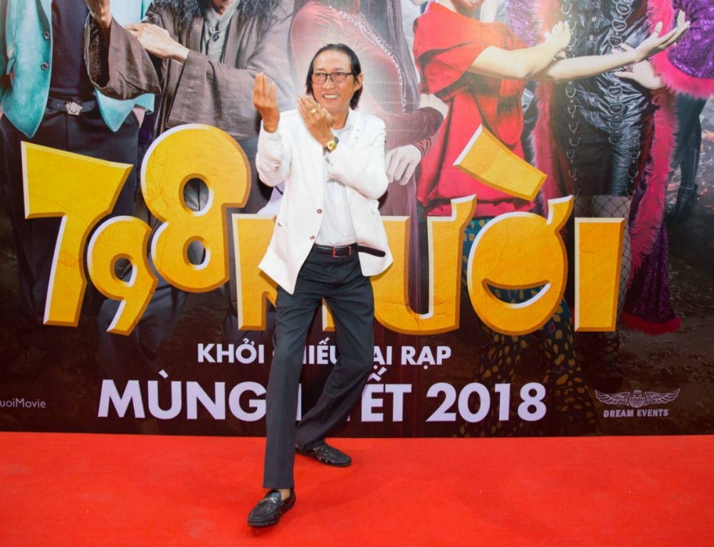 Nghệ sĩ Lê Bình dù gầy gò nhưng vẫn còn khỏe khi dự ra mắt phim Tết 2018 198Mười.