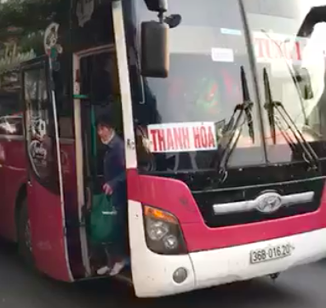 Xe khách 45 chỗ 