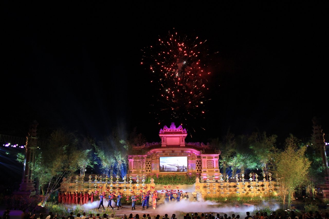 ton-vinh-gia-tri-tinh-hoa-nghe-truyen-thong