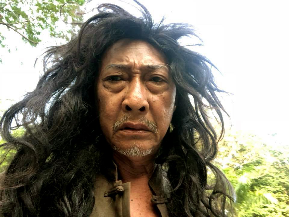 chuyen-treo-ngoe-cuoi-doi-va-nuoc-mat-cay-dang-cua-nghe-si-le-binh