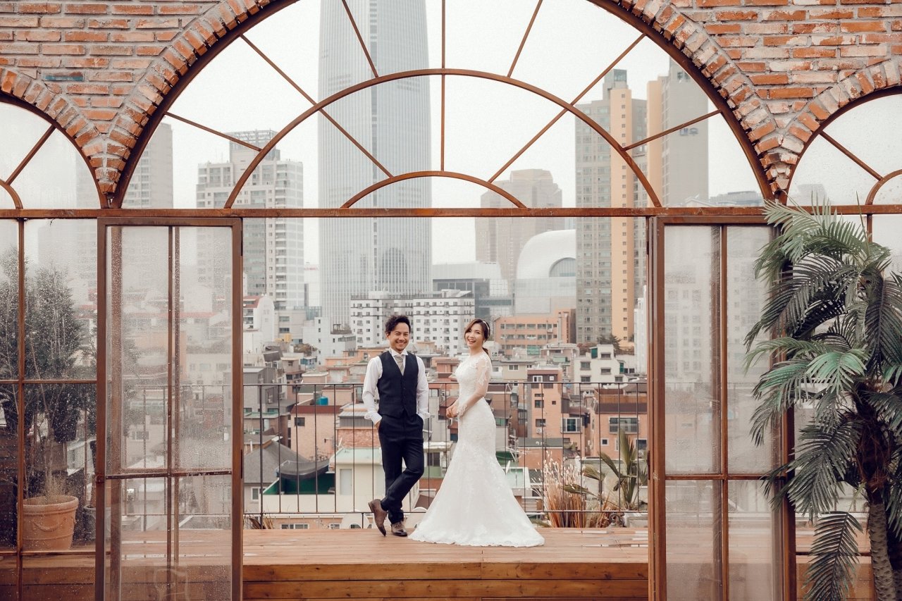 Bà xã Tiến Đạt nói chồng cô là người sâu sắc nhưng ít nói.
