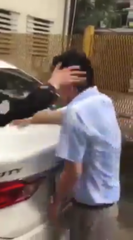 Hình ảnh cắt từ clip.
