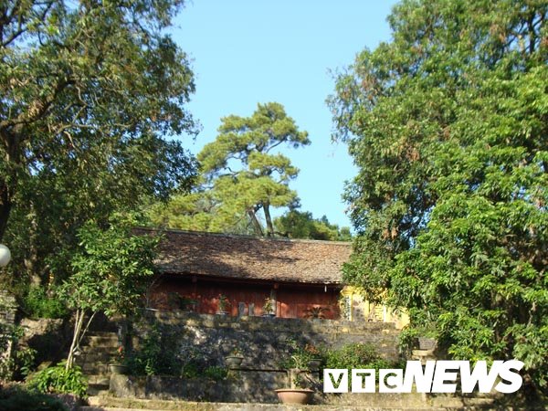 Chùa Linh Sơn.