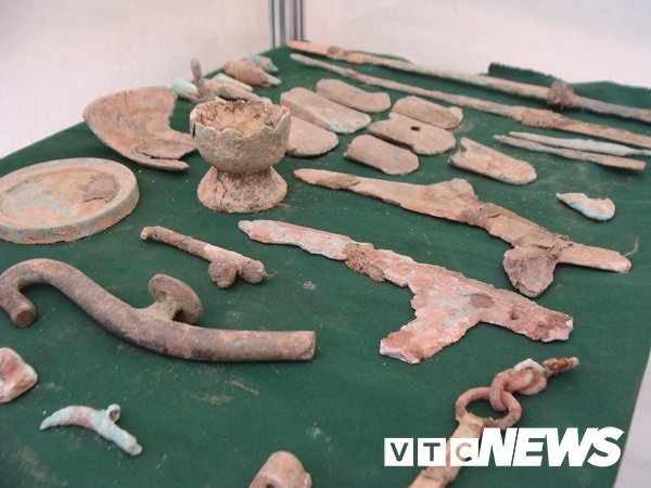 Một phần nhỏ cổ vật trong nhà một 
