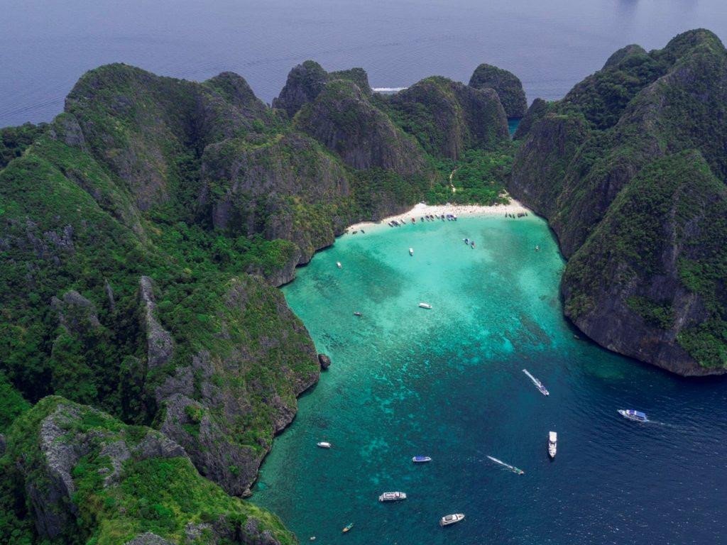 vinh-bien-noi-tieng-o-thai-lan-tiep-tuc-cam-khach-trong-2-nam
