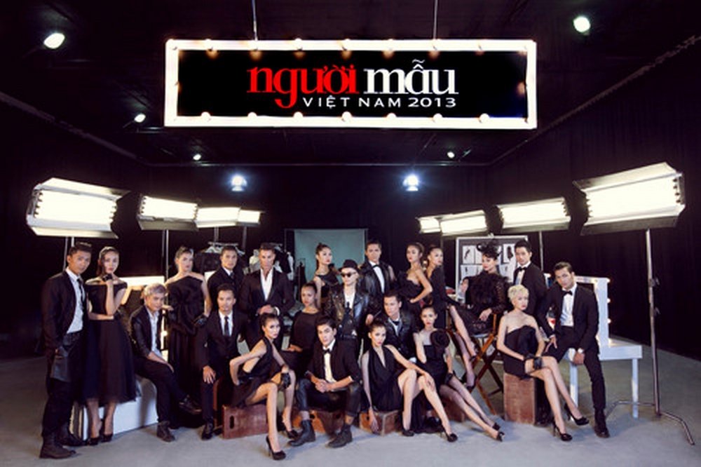 nhan-dip-vietnams-next-top-model-mua-9-khoi-dong-cung-nhin-lai-cac-poster-an-tuong-cua-8-mua-truoc-do