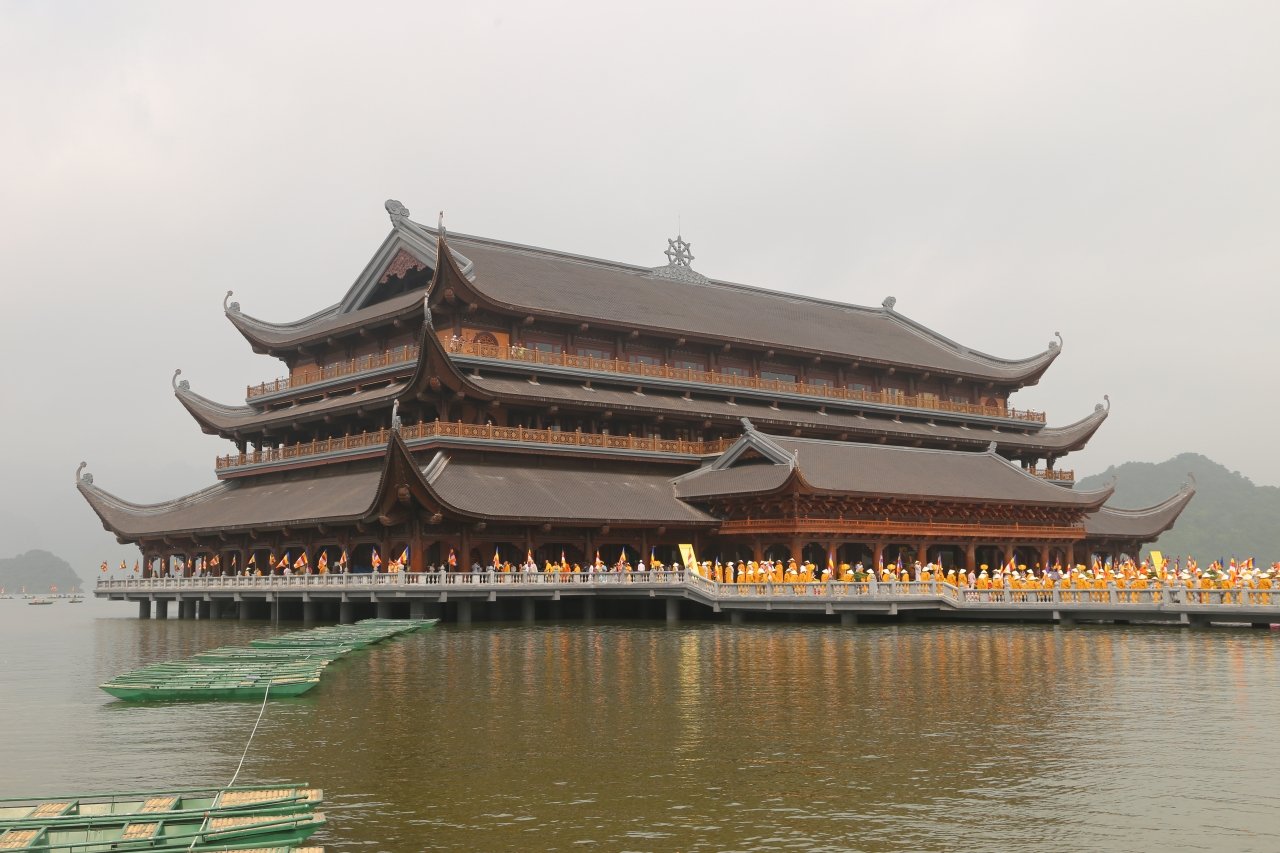 Quang cảnh tại chùa Tam Chúc