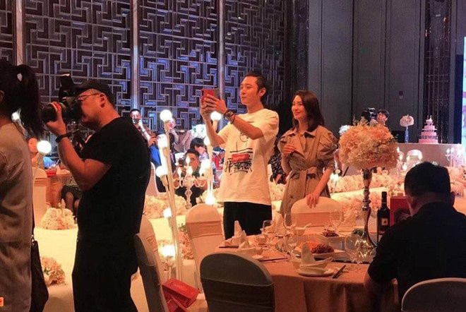 Bằng chứng cho thấy Hồng Hân đã tha thứ cho Trương Đan Phong sau bê bối “vụng trộm” với nữ trợ lý